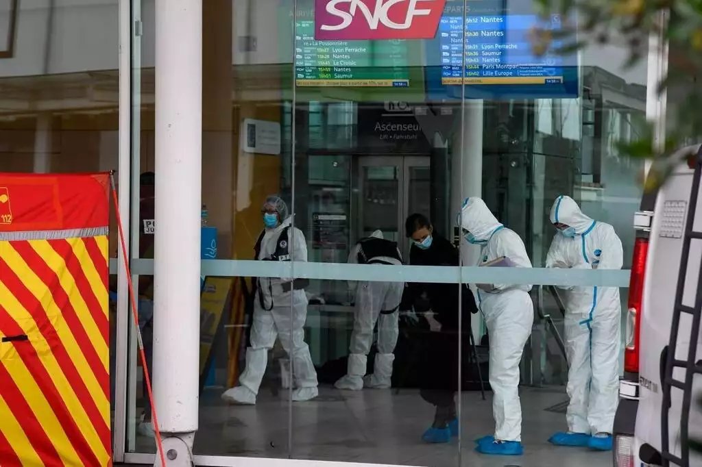 🇫🇷🇰🇲Francja: Angers. Czwarty podejrzany zatrzymany ws. zabójstwa młotkiem na dworcu