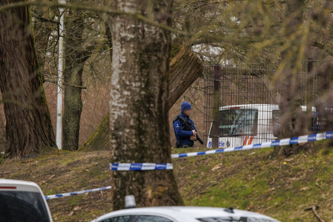 Belgia: Bruksela. Czwarta strzelanina w tygodniu, zabity mężczyzna w dzielnicy Peterbos
