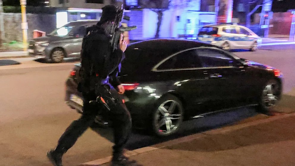 🇩🇪Niemcy: Berlin. Strzelanina na tle rodzinnym, napastnik uciekł Porsche