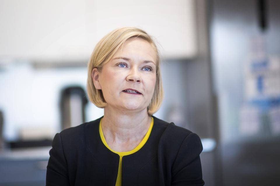 🇫🇮Finlandia: Minister krytykuje hiszpańską legalizację migrantów jako zagrożenie dla Schengen