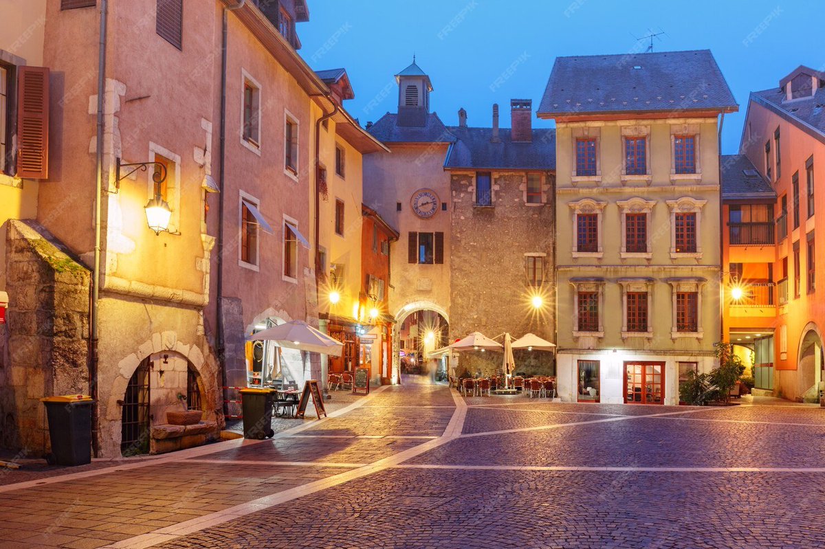 🇫🇷Francja: Annecy. 27-latek pobity za odmowę podania papierosa