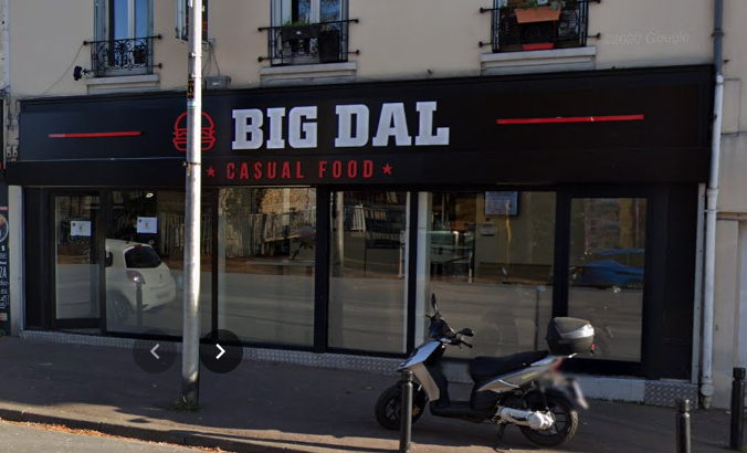 Francja: Aulnay-sous-Bois. Śmiertelny atak nożem w fast foodzie, drugi nastolate