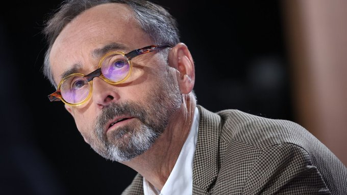 Francja: Béziers. Mer odmówił ślubu Francuzce i Algierczykowi z nakazem opuszczenia kraju, oskarżony