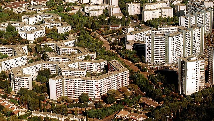 Francja: Béziers. Napad na 94-letnią kobietę, sprawczyniami nastolatki