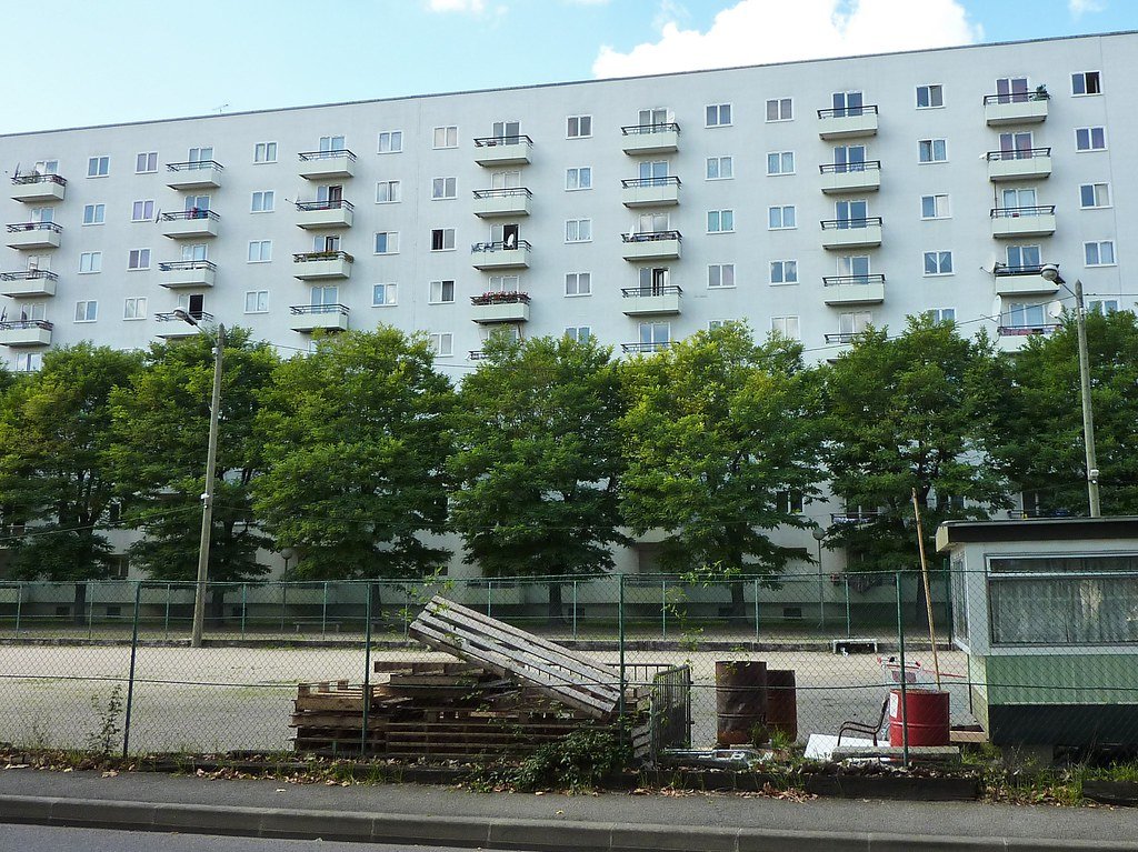 Francja: Bobigny. Zamaskowany sprawca zastrzelił 44-latka w samochodzie