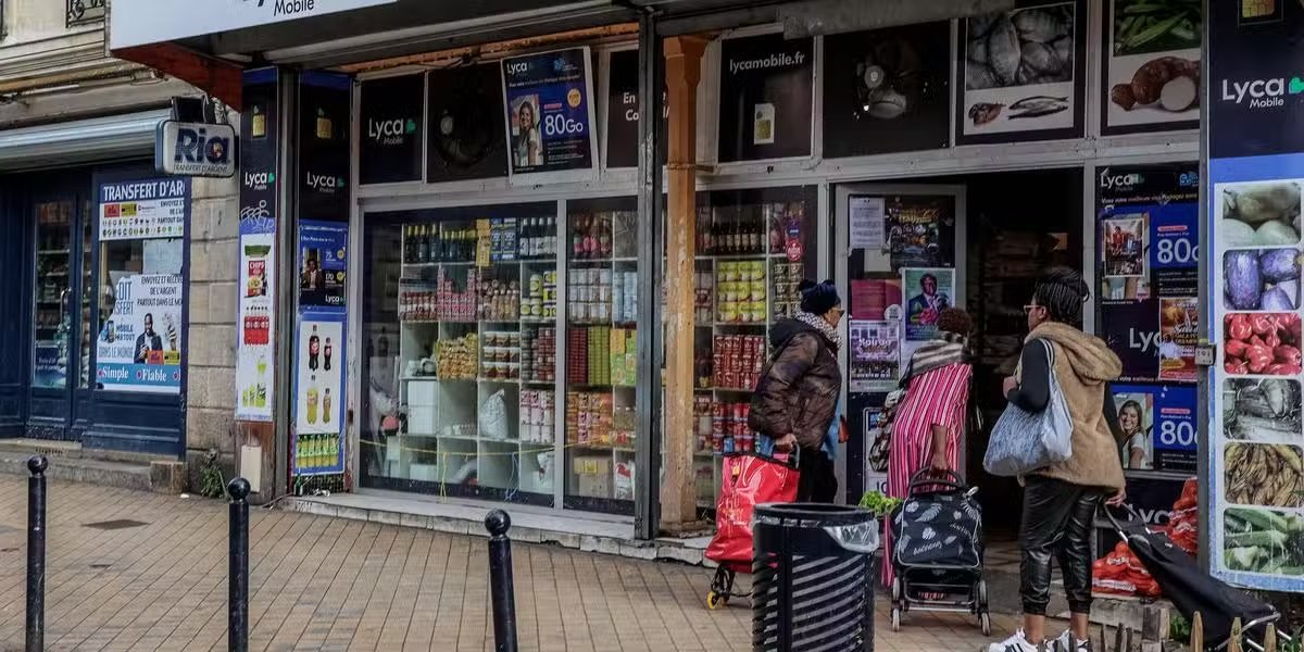 🇫🇷Francja: Bordeaux. Mężczyzna zniszczył kamerę przy punkcie handlu narkotykami