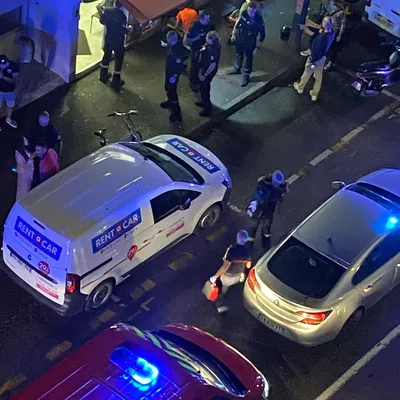🇫🇷Francja: Cagnes-sur-Mer. Ostrzał z kałasznikowa zranił dwóch mężczyzn, auto spłonęło 15 km dalej