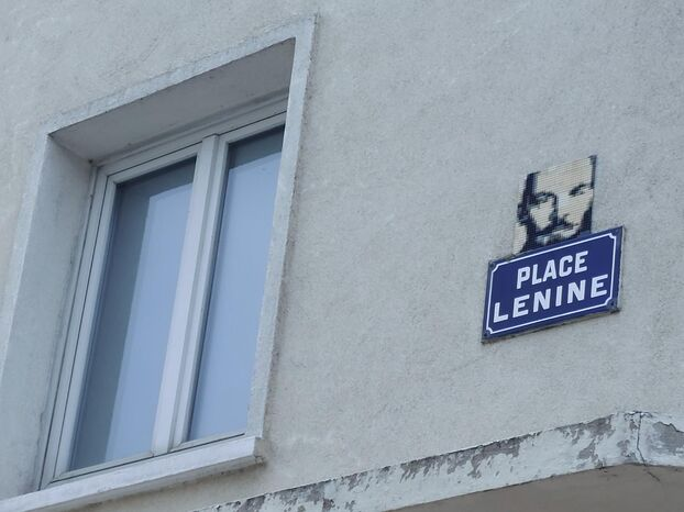 🇫🇷Francja: Champigny-sur-Marne. Komuniści skarżą merostwo o zmianę placu Lenina na Targowy