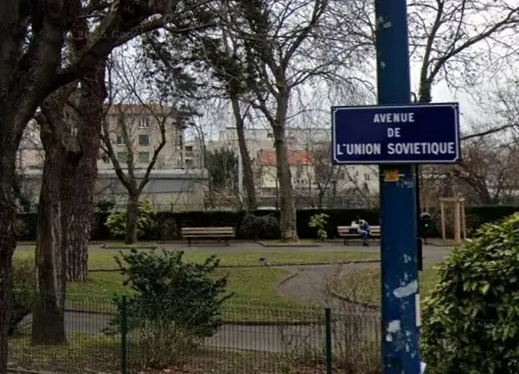 Francja: Clermont-Ferrand. Strzelanina w alei Związku Radzieckiego – ranny diler