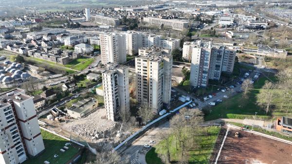 🇫🇷Francja: Corbeil-Essonnes. 34-latek zastrzelony przy boisku