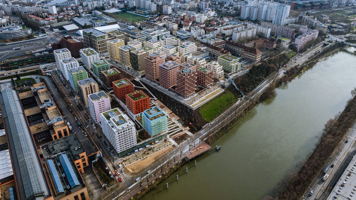 🇫🇷Francja: Île-Saint-Denis. Sprzedano tylko 35 procent mieszkań w Wiosce Olimpijskiej