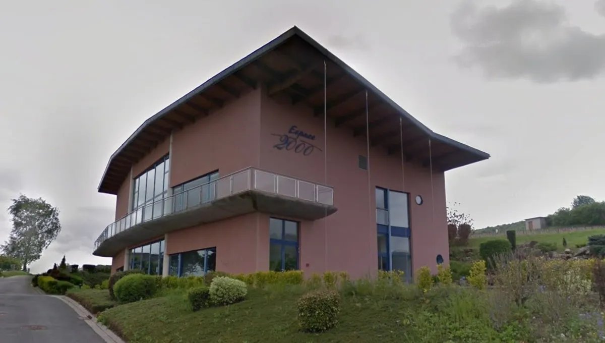 Francja: Mareuil-le-Port. Porwanie i strzały podczas wesela