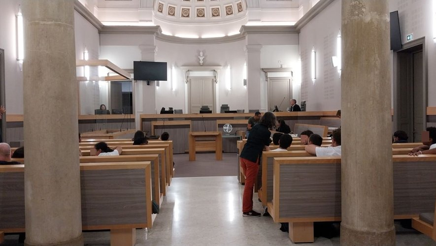 Francja: Montauban. 18 miesięcy za gwałt na 17-latce, sprawca urodzony w Maroku