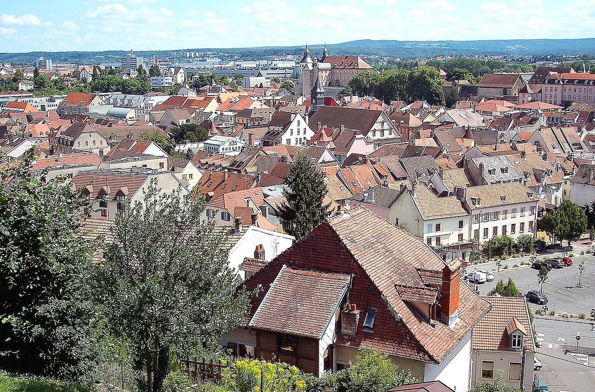 Francja: Montbéliard. Zastrzelono 17-latka, okoliczności niejasne
