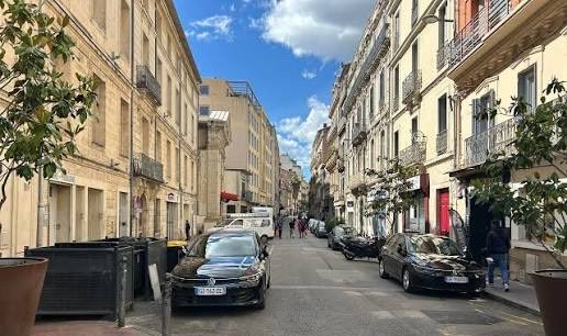 🇫🇷Francja: Montpellier. Mieszkaniec staranował autem złodziei swojego BMW