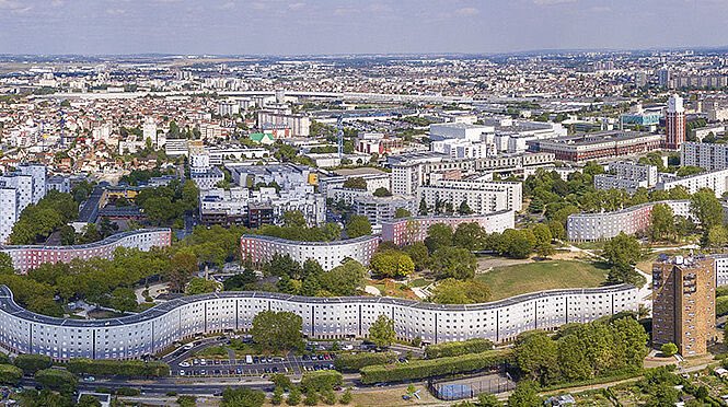 🇫🇷Francja: Pantin. Pułapka na gwałt – ofiara uciekła balkonami
