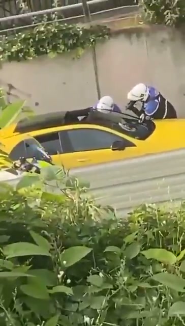 🇫🇷Francja: Paryż. Kuzyn Nahela Merzouka poszukiwany po ucieczce przed policją
