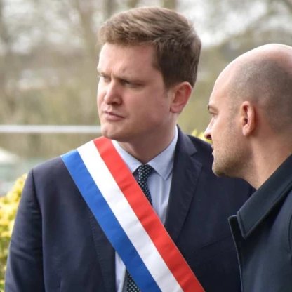 Francja: Poseł partii Macrona wzywa do radykalnego ograniczenia imigracji