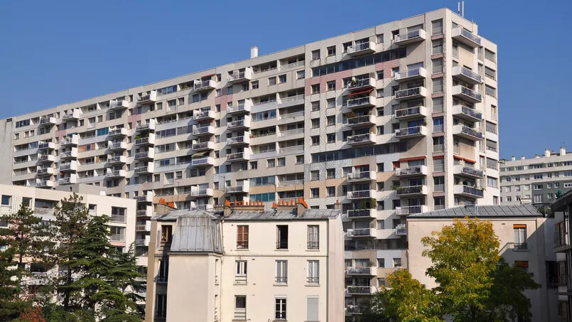 🇫🇷Francja: Rodziny imigrantów rzadziej są właścicielami, częściej w mieszkaniach socjalnych