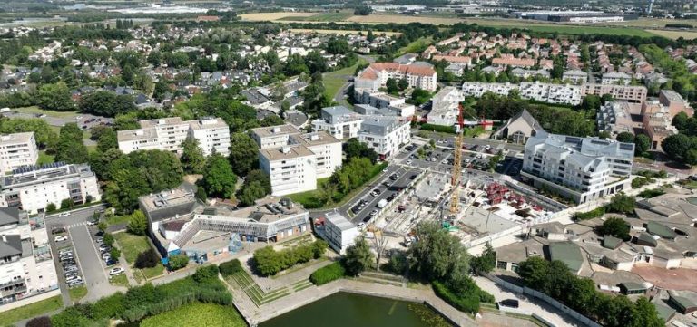 Francja: Savigny-le-Temple. Ostrzelano dom rodziny powiązanej z narkotykami