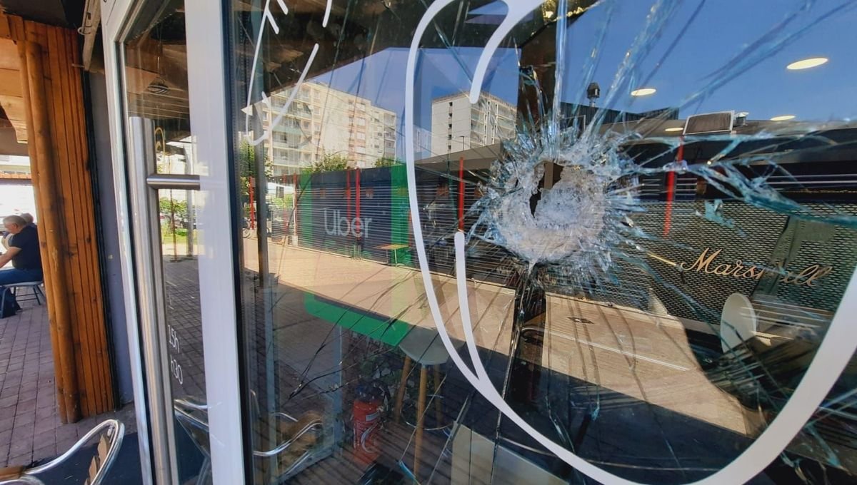 Francja: Sens. Zabłąkana kula trafiła w ścianę sypialni mieszkanki