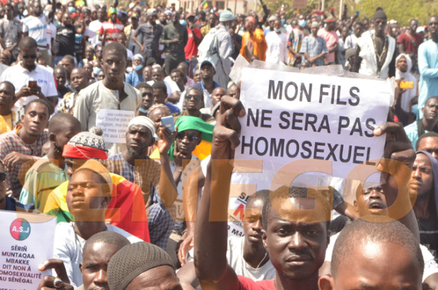 Francja: Trybunał azylowy uznał osoby homoseksualne z Togo za grupę społeczną, k