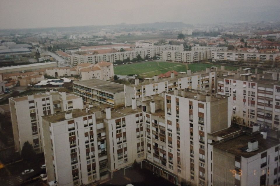 🇫🇷Francja: Valence. Strzelanina na blokowisku Fontbarlettes, jedna osoba zginęła