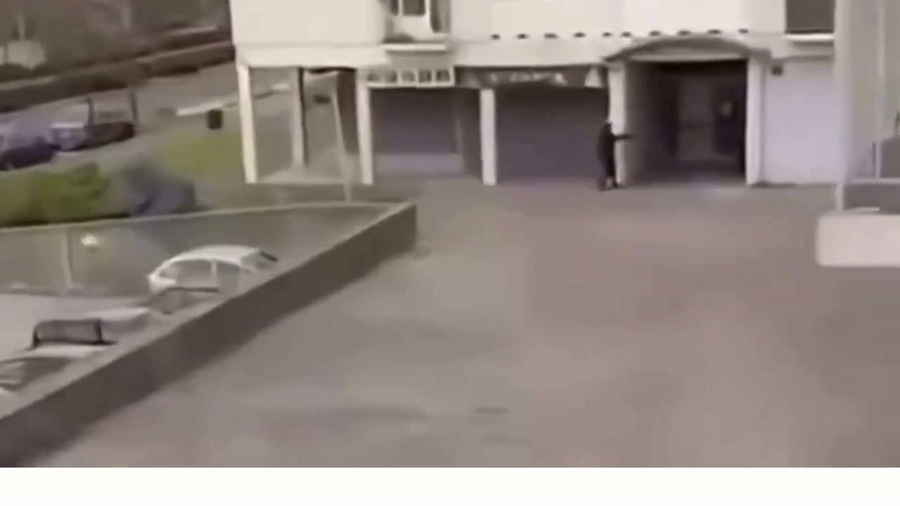 🇫🇷Francja: Vénissieux. Strzelanina przed blokiem w rejonie handlu narkotykami