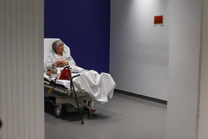 Francja: Villepinte. Pięć pacjentek 80+ molestowanych w szpitalu; zatrzymany Malijczyk