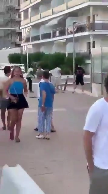 🇪🇸Hiszpania: 29 czerwca doszło do bójki między afrykańskimi, a arabskimi handlarzami