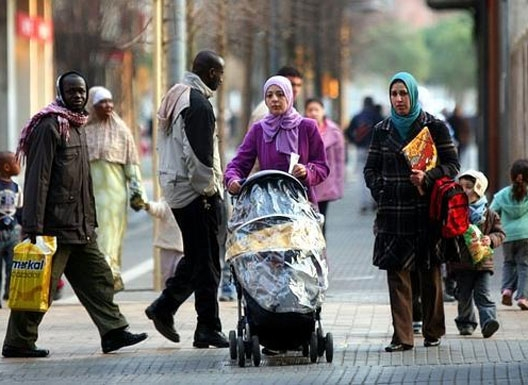 Hiszpania: Barcelona. Populacja rośnie dzięki imigracji mimo rekordowo niskiej dzietności