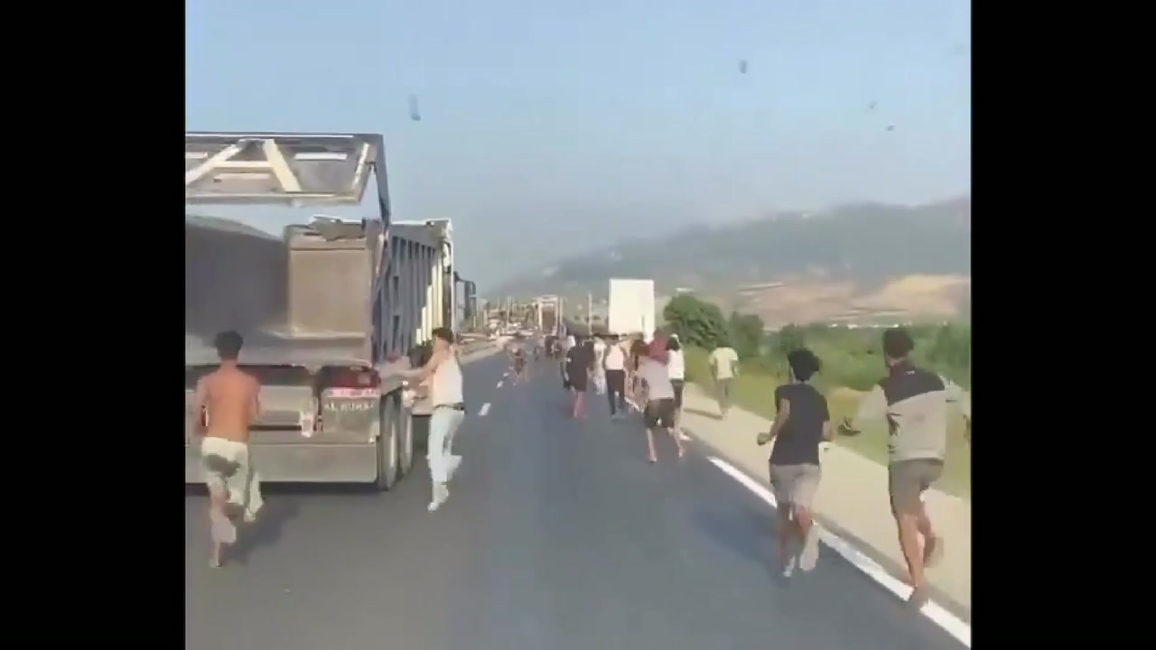🇪🇸Hiszpania: Ceuta. Ok. 60 tys. imigrantów wtargnęło do miasta mimo ostrzeżeń wywiadu