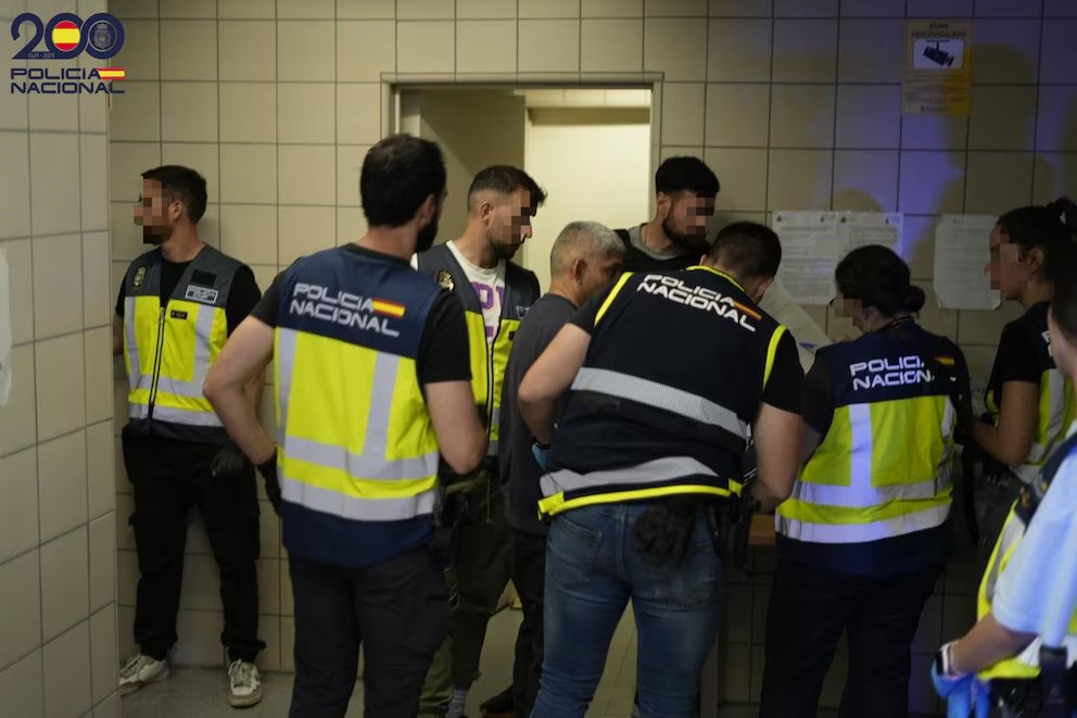 🇪🇸Hiszpania: Katalonia. Policja deportowała ponad stu zagranicznych recydywistów