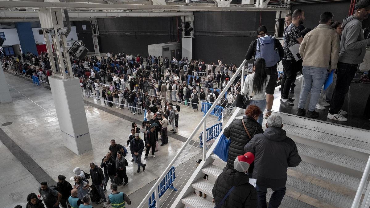 Hiszpania: Kolejki po amnestii dla imigrantów sparaliżowały urzędy