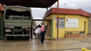 Hiszpania: Melilla. Marokańscy migranci bez dachu nad głową mimo apeli 26 organizacji