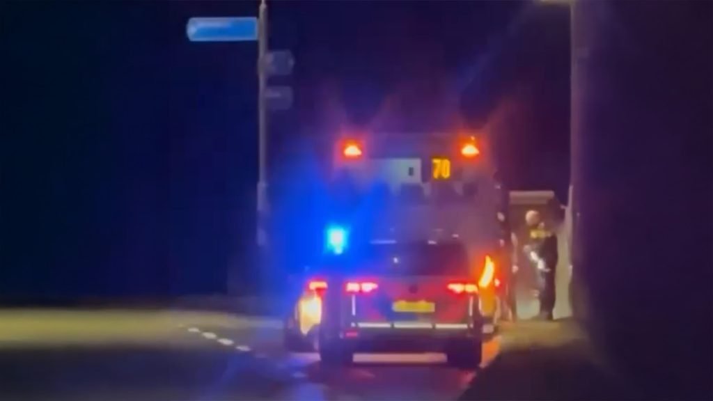 Holandia: Bitgum. Bójka w autobusie między mieszkańcami ośrodka dla azylantów a miejscową młodzieżą