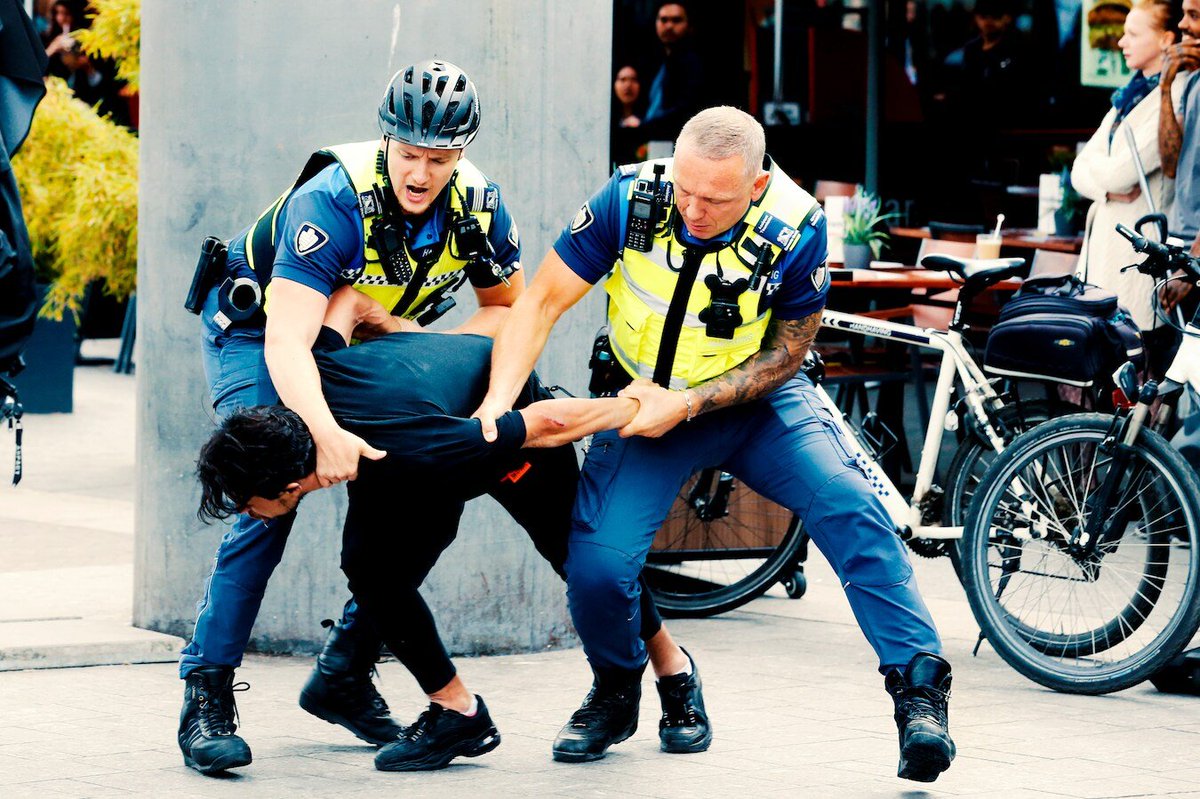 🇳🇱Holandia: Utrecht. Agresja i strefa zakazu przy dworcu centralnym