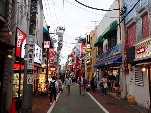 🇯🇵Japonia: Tokio. Dostawca z Uzbekistanu zatrzymany pod zarzutem molestowania uczennicy