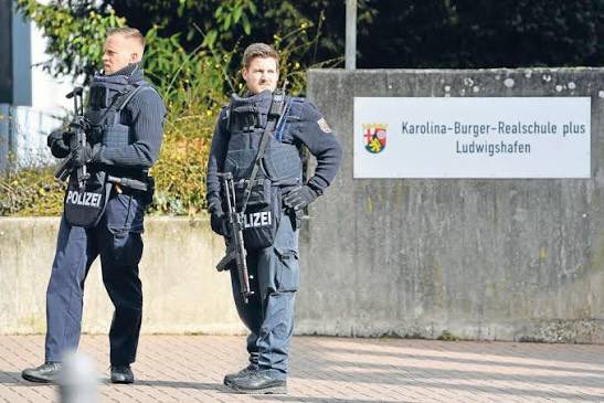 🇩🇪Niemcy: Ludwigshafen. Szkoła z rekordową skalą przemocy i interwencji policji