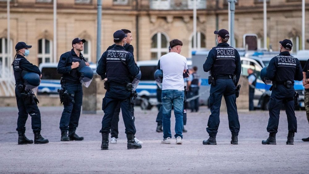 Niemcy: Badenia-Wirtembergia. Niemal połowa przestępców to cudzoziemcy, wynika z raportu