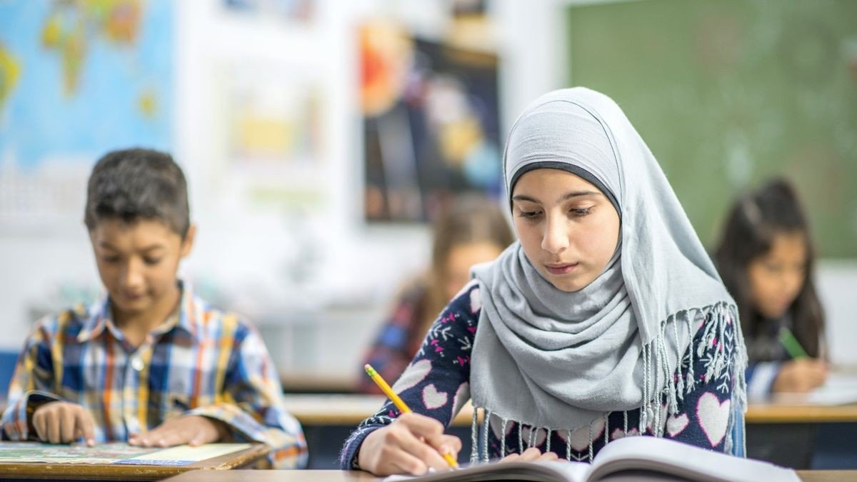 Niemcy: Berlin. Ramadan wpływa na codzienne życie w szkołach