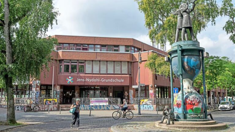 Niemcy: Berlin. W szkole na Kreuzbergu 99,3% uczniów bez niemieckiego w domu