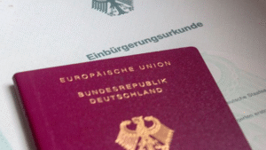 Niemcy: Bundestag zniósł turbo-naturalizację po trzech latach pobytu