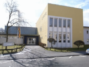 Niemcy: Coburg. Bójka dwóch syryjskich rodzin przed szkołą