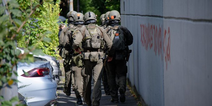 🇩🇪Niemcy: Essen. Śledztwo wskazuje na islamistyczny motyw ataku 17-latka