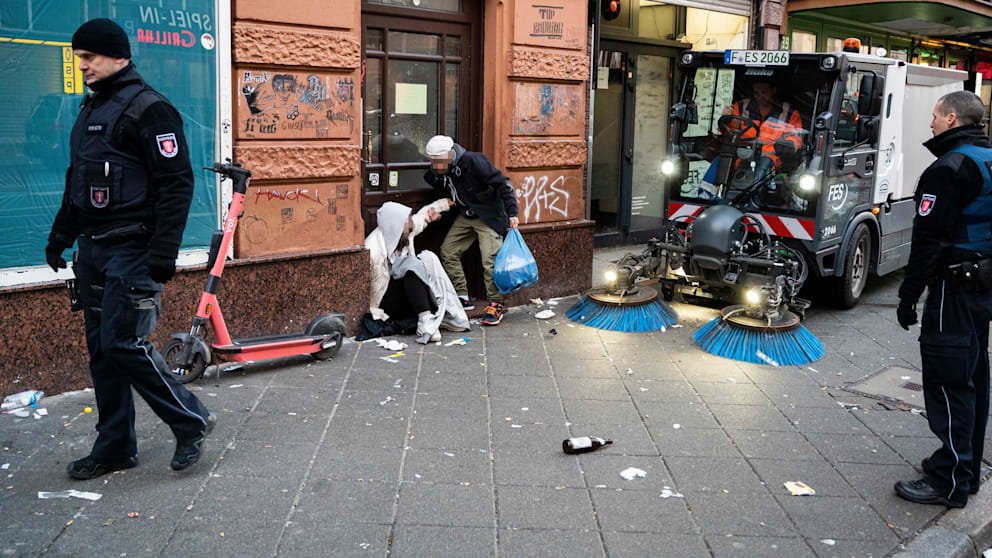 Niemcy: Frankfurt. Nielegalny imigrant pogryzł policjanta podczas kontroli