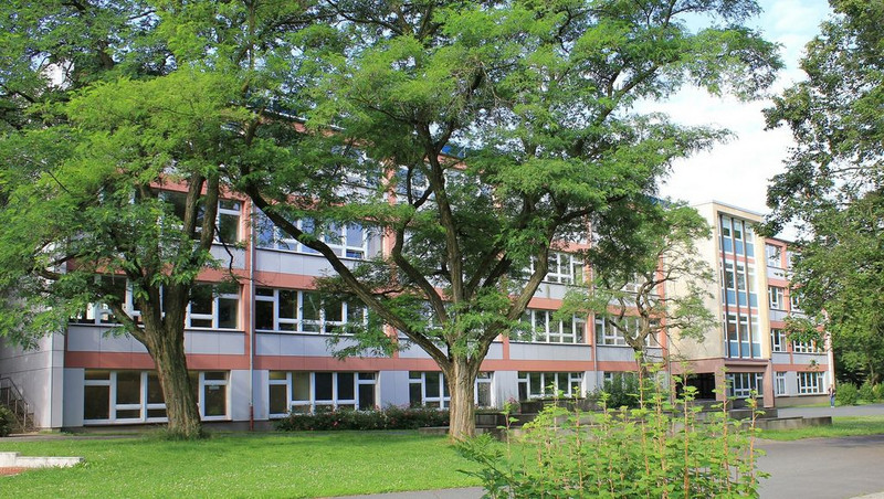 Niemcy: Freiberg. W szkole podstawowej 71,9% uczniów z językiem innym niż wyłącznie niemiecki