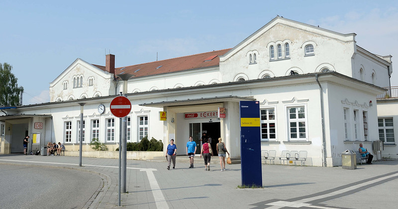 Niemcy: Güstrow. Dworzec kolejowy stał się strefą strachu