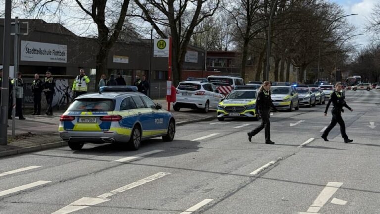 Niemcy: Hamburg. 13-latek ciężko ranny w szkolnym ataku nożem