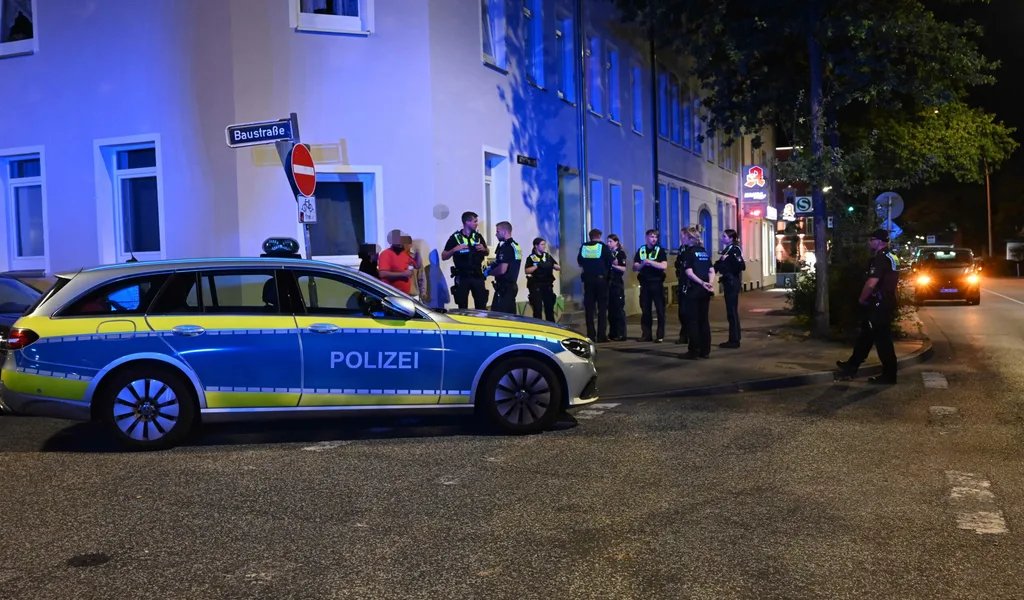 🇩🇪Niemcy: Hamburg. Starcie „dużych rodzin” w Heimfeld po karmieniu piersią